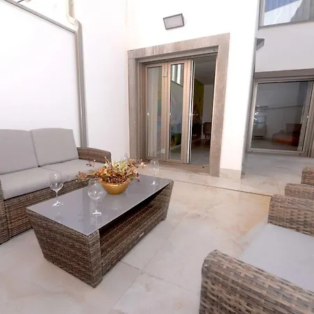 Oro Nero Arte - Luxury With Terrace * נאזרה