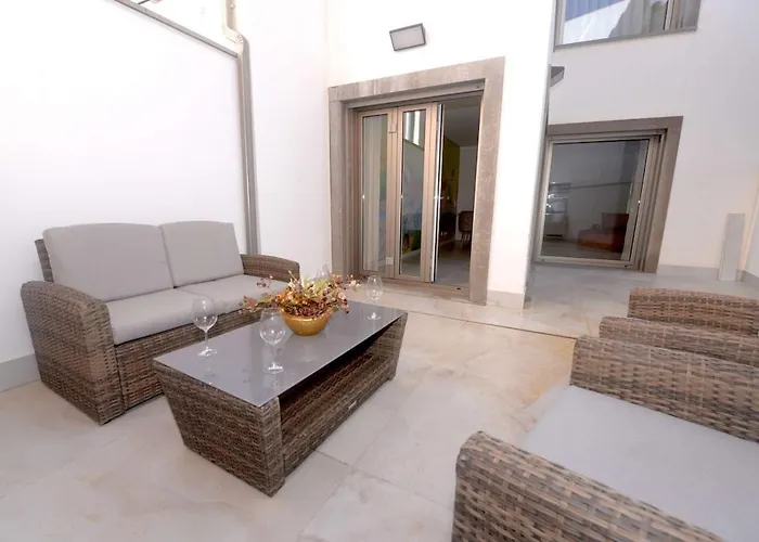 Oro Nero Arte - Luxury With Terrace * Nazaré
