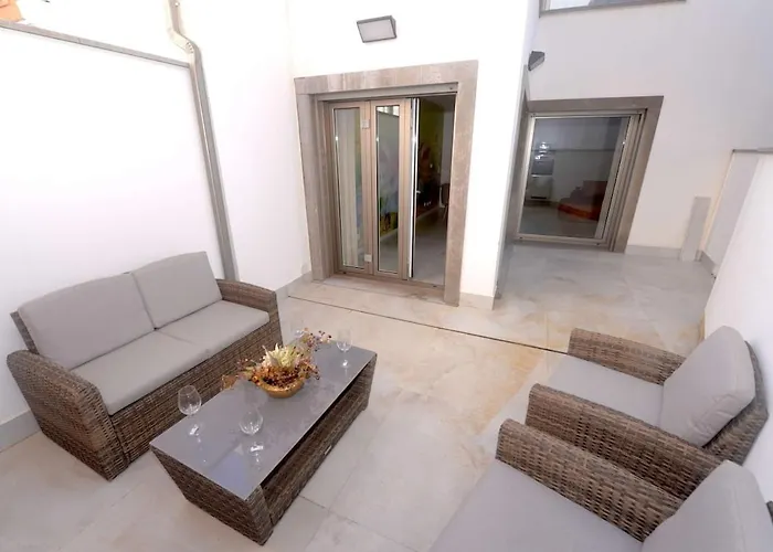 公寓 Oro Nero Arte - Luxury With Terrace 纳扎雷